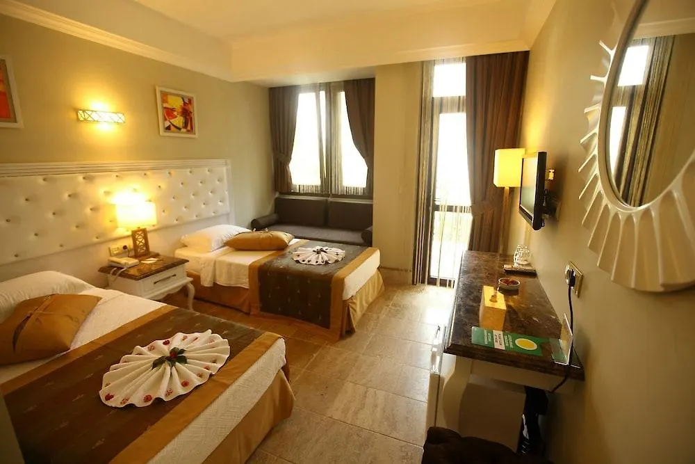 Merriment Hotel Ölüdeniz